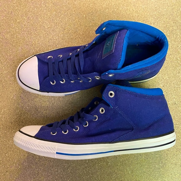 Blue All Star Converse Size 12 Mens - Picture 2 of 4